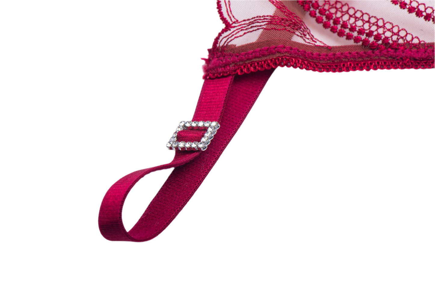 Le string en dentelle