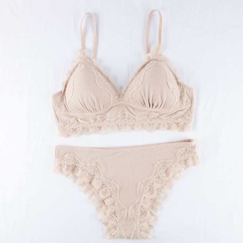 Ensemble de lingerie en dentelle - Soutien-gorge et culotte sans armatures