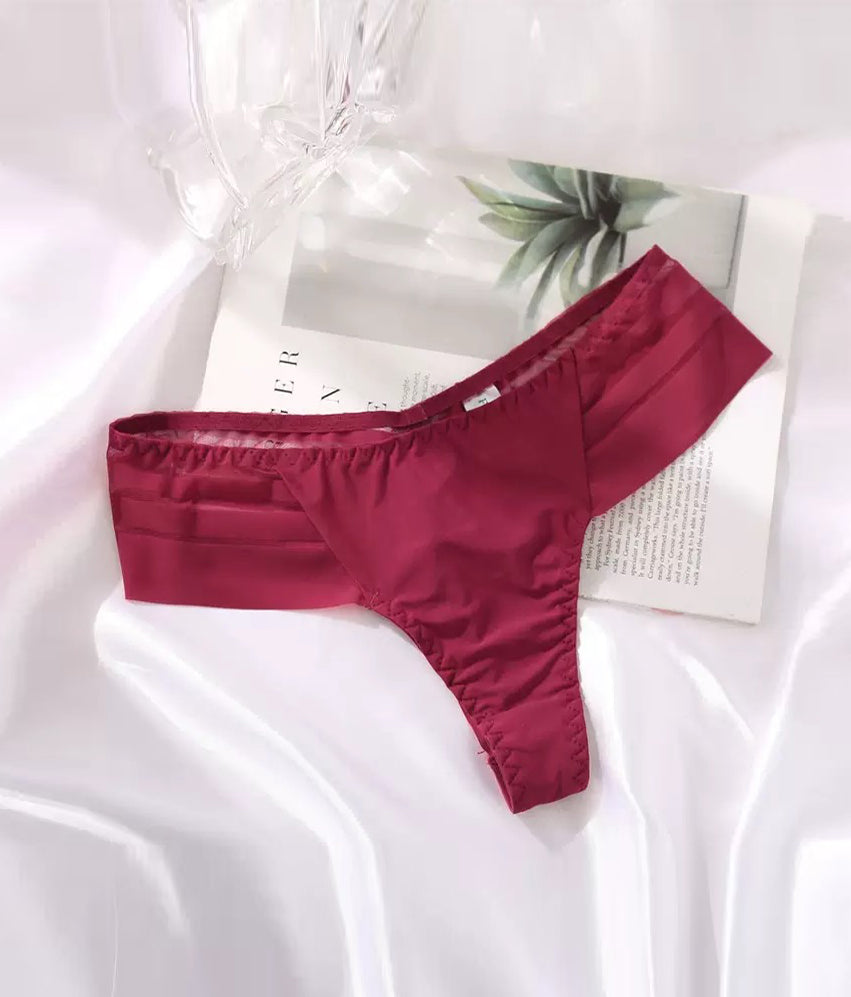 Culotte sexy en dentelle sans coutures et maille creuse unie