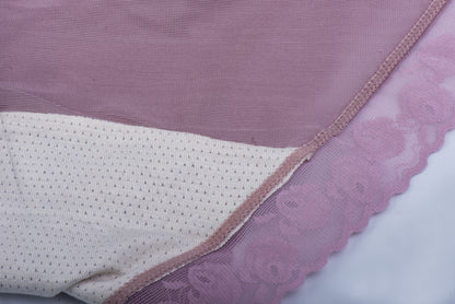 Sexy Mid-Waist Lace Briefs Breathable Elastic  Style Ladies' Panties