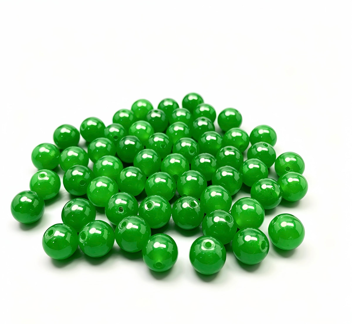 Green Jade Round Beads - Pack of 30